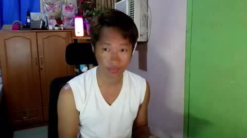 Snapshot of baggage00 chatting on June 2026 07:18:01 AM baggage00 online show from June 2026 07:18:01 AM