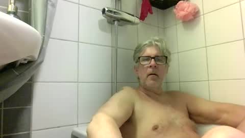 baggelina75 online show from May 2026 05:31:01 PM