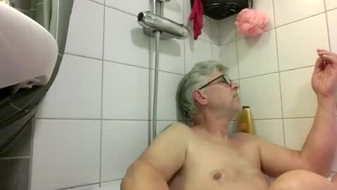 baggelina75 online show from June 2026 07:59:01 PM