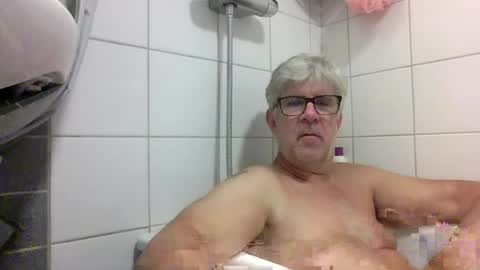 baggelina75 online show from July 2026 06:43:02 PM