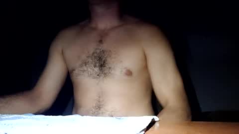 Snapshot of baiat_frumusel chatting on December 2024 11:35:02 PM baiat_frumusel online show from December 2024 11:35:02 PM