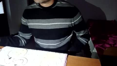 Snapshot of baiat_frumusel chatting on October 2025 09:39:01 AM baiat_frumusel online show from October 2025 09:39:01 AM