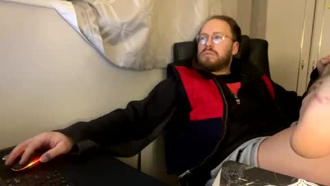 balliboigamer online show from December 2024 06:43:01 PM