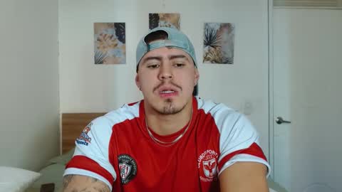 Andres -  online show from December 2024 01:02:02 PM