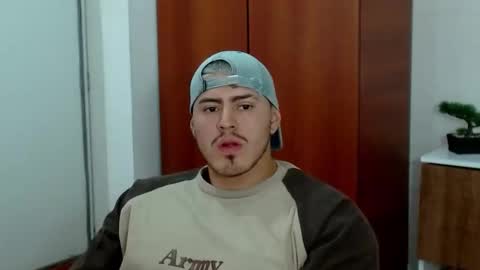 Andres -  online show from February 2025 01:50:02 PM