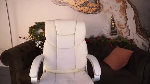 Bambi online show from January 2025 02:08:01 PM