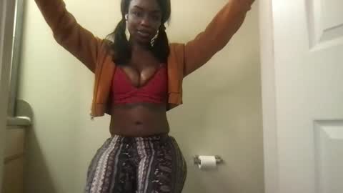 SABRINA - ADD SNAP FOR DAILY CONTENT online show from December 2025 12:01:01 PM