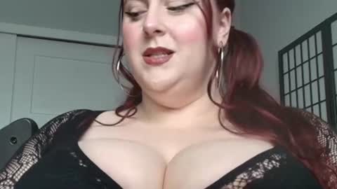 bambixxlynn online show from July 2026 10:58:02 PM