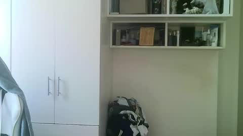 Snapshot of ban_yisus chatting on April 2026 06:52:01 PM Yisus online show from April 2026 06:52:01 PM