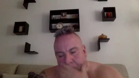 banana5289 online show from April 2026 06:52:01 PM