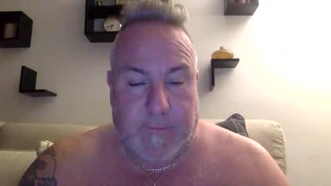 banana5289 online show from April 2026 01:42:02 AM