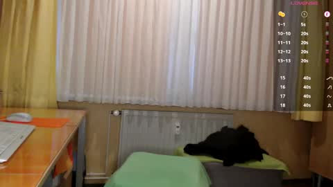 Snapshot of banschie chatting on May 2026 06:08:01 AM online show from May 2026 06:08:01 AM