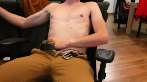 Snapshot of banzal chatting on October 2025 10:13:02 AM banzak online show from October 2025 10:13:02 AM