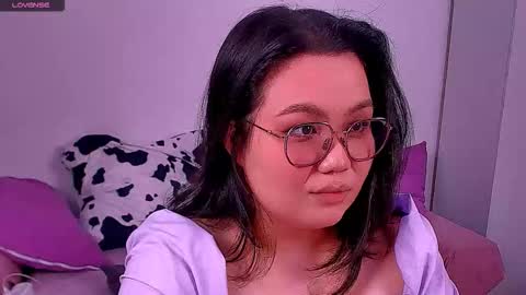 Barbie Kim online show from October 2025 06:19:02 PM