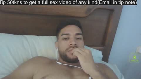 Ruben-Mei online show from October 2025 08:41:02 PM