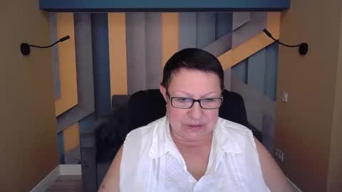 barbaraturners online show from November 2025 11:47:02 PM