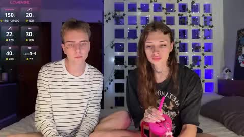 Snapshot of barbie_bi chatting on February 2025 09:25:02 PM My name is Molly. Please say hello I like talking to you. If you have any wishes or obscene desires please use the tip menu online show from February 2025 09:25:02 PM