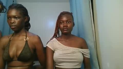 queen online show from November 2025 10:43:01 PM