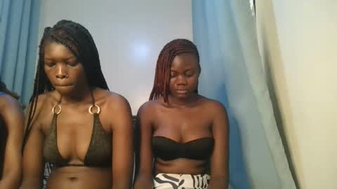 queen online show from December 2025 12:03:02 PM