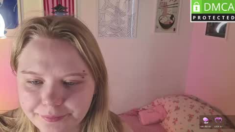 Snapshot of barbie_staze chatting on May 2026 07:15:02 AM Barbie Staze online show from May 2026 07:15:02 AM