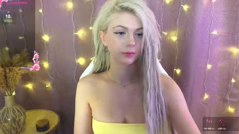 Stacy online show from September 2025 02:04:02 AM