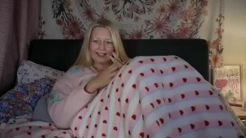 barbiegirl966 online show from February 2026 09:48:02 PM