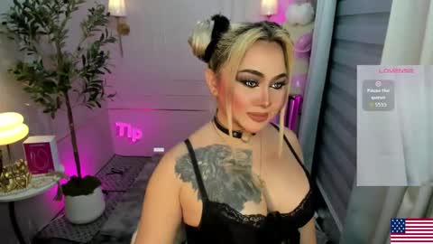 Miss Alexa Fields  online show from October 2025 08:58:01 PM