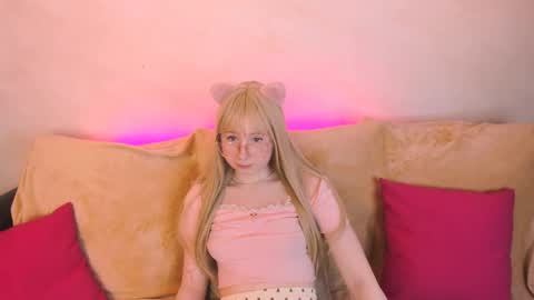 Snapshot of barbiexlily chatting on March 2026 07:15:01 AM Barbie Lily online show from March 2026 07:15:01 AM
