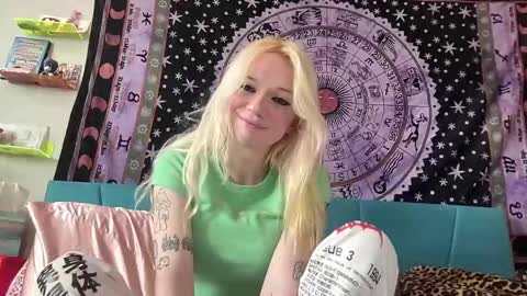 Bardot Eyed online show from January 2025 06:35:01 PM