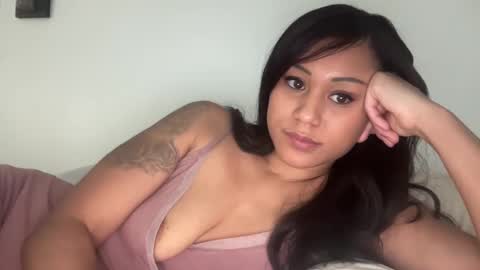 chicka online show from March 2025 06:50:01 PM