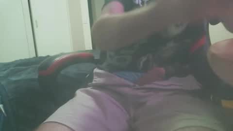 Snapshot of baronminuit69 chatting on November 2025 10:37:02 AM baronminuit69 online show from November 2025 10:37:02 AM