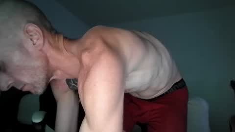 Snapshot of barryblackgun chatting on March 2025 01:05:02 PM barryblackgun online show from March 2025 01:05:02 PM