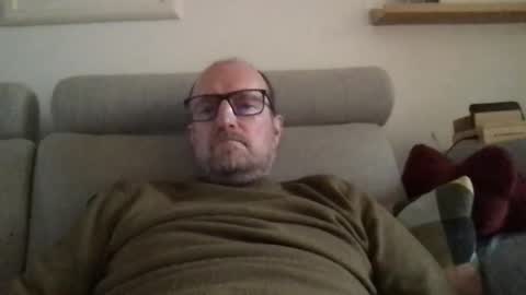 Snapshot of basher69horny4u chatting on December 2025 08:41:02 AM basher69horny4u online show from December 2025 08:41:02 AM