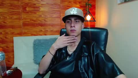 Bastian online show from December 2024 02:32:02 AM