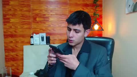 Bastian online show from January 2025 10:08:02 PM