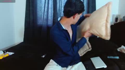 Bastian online show from November 2025 08:57:01 PM