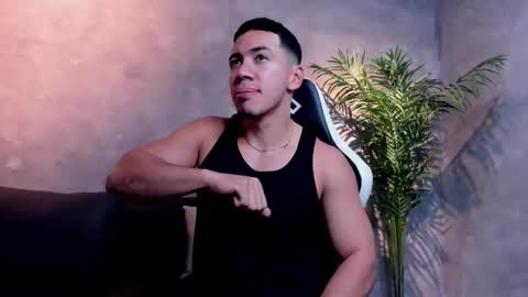 Bastian Independent Model online show from January 2026 07:38:02 PM