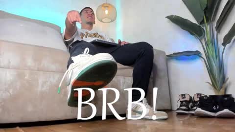 Bastian Independent Model online show from March 2026 12:05:01 PM