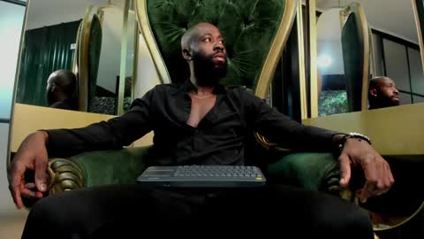 Bastian. online show from January 2025 12:18:01 PM