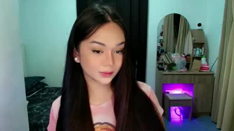 Snapshot of bb__angelxx chatting on May 2026 10:37:01 PM Angel online show from May 2026 10:37:01 PM