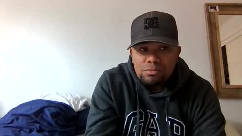 Snapshot of bbc_ake chatting on April 2026 07:03:02 PM Ake and fer online show from April 2026 07:03:02 PM