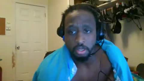 rocker n queen online show from December 2024 05:59:01 PM