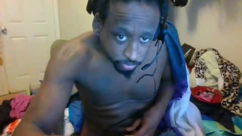 rocker n queen online show from December 2024 06:05:02 PM