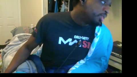 rocker n queen online show from December 2024 03:53:02 PM