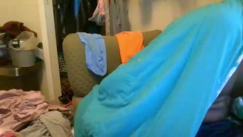 rocker n queen online show from February 2025 04:52:01 PM