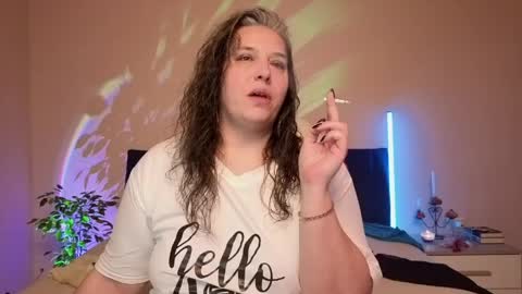 Love online show from April 2026 07:41:01 PM