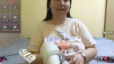 Snapshot of bbw_milf_4u chatting on March 2025 10:24:02 AM Emma online show from March 2025 10:24:02 AM