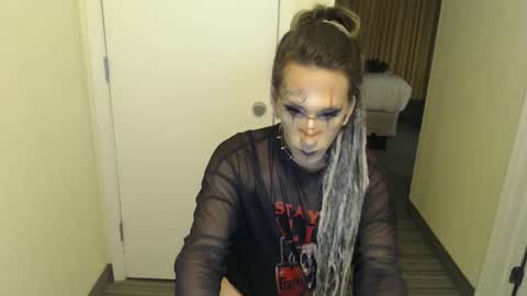 Snapshot of bbyxswitchuppp chatting on December 2024 12:12:01 AM Kittie online show from December 2024 12:12:01 AM