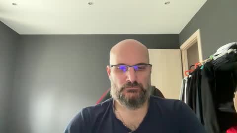 Snapshot of bcbg68 chatting on September 2025 09:00:02 AM bcbg68 online show from September 2025 09:00:02 AM