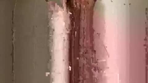 BeachGuy online show from October 2025 04:09:02 AM